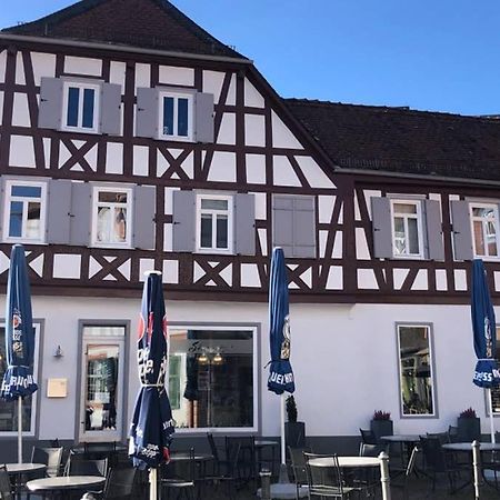 Platzhirsch Seligenstadt - Im Herzen Der Altstadt ภายนอก รูปภาพ